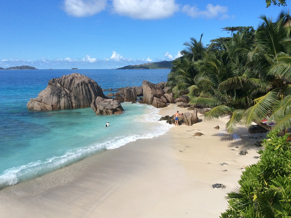 Le Seychelles: incoraggiate ad aumentare le imposte sulle imprese